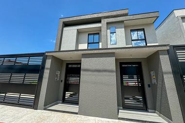 Linda Casa em Camboriú