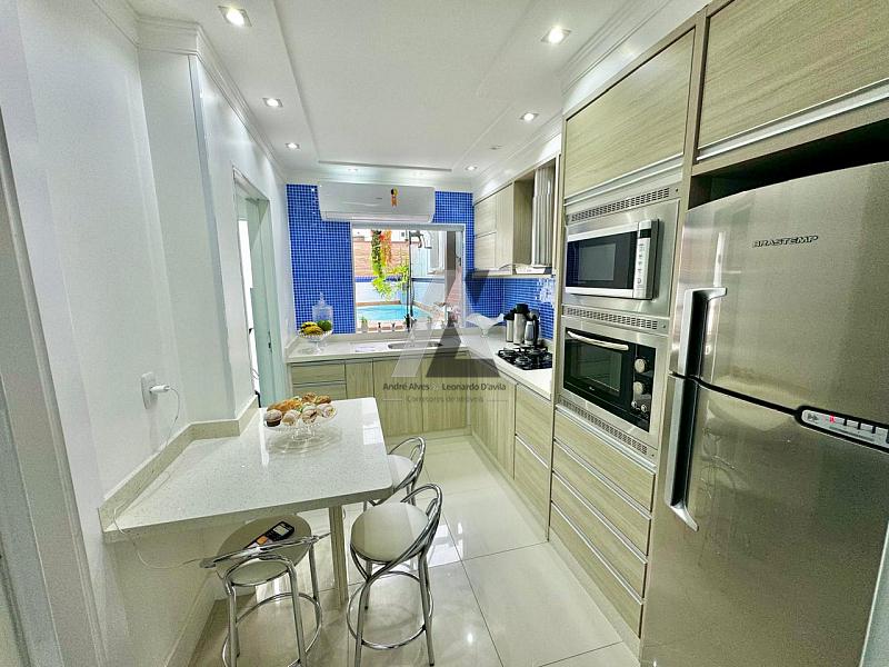 SOBRADO COM PISCINA — foto 5