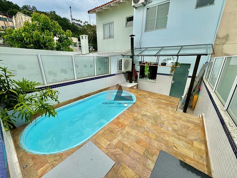 SOBRADO COM PISCINA — foto 11