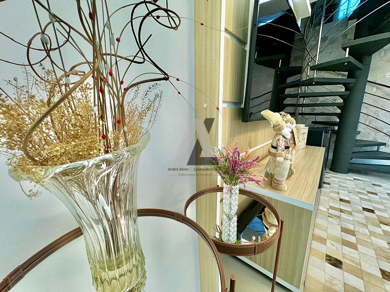 SOBRADO COM PISCINA — foto 3