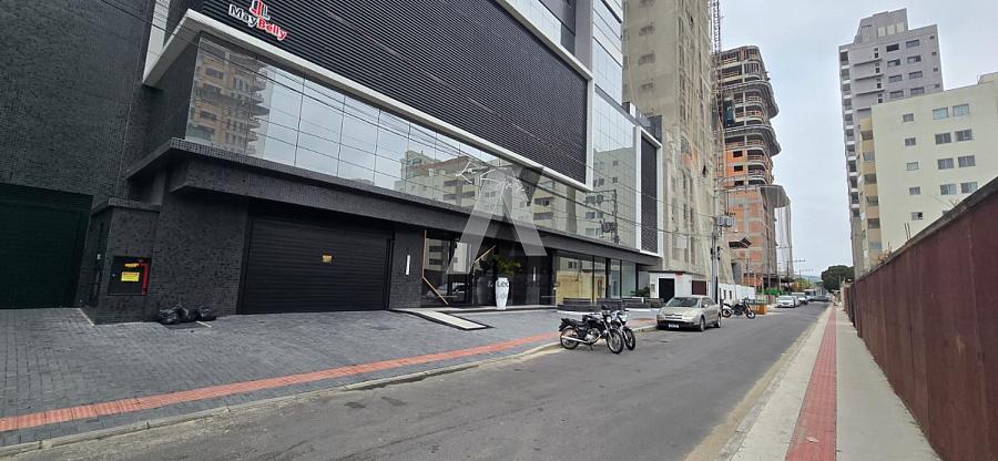 Linda sala comercial Perequê — foto 2