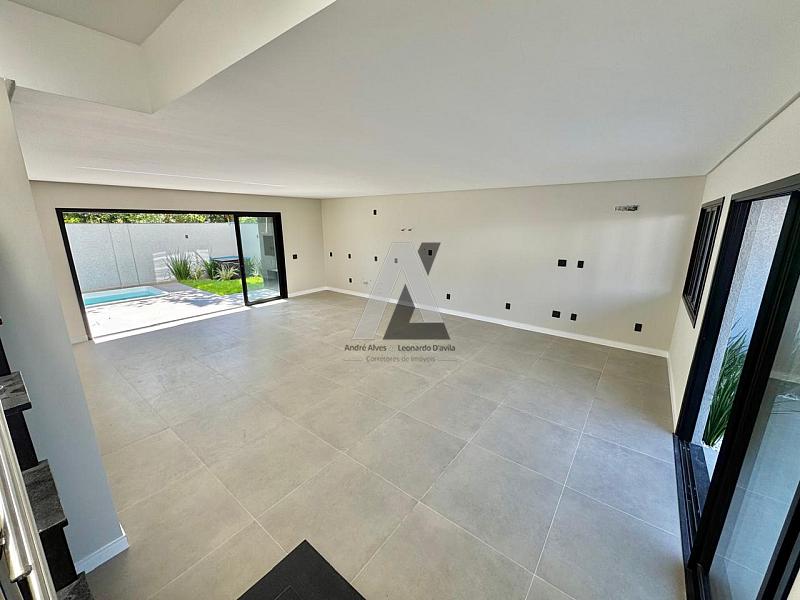 Lindo Sobrado em Camboriú — foto 4