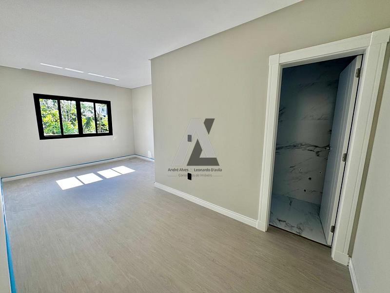 Lindo Sobrado em Camboriú — foto 12