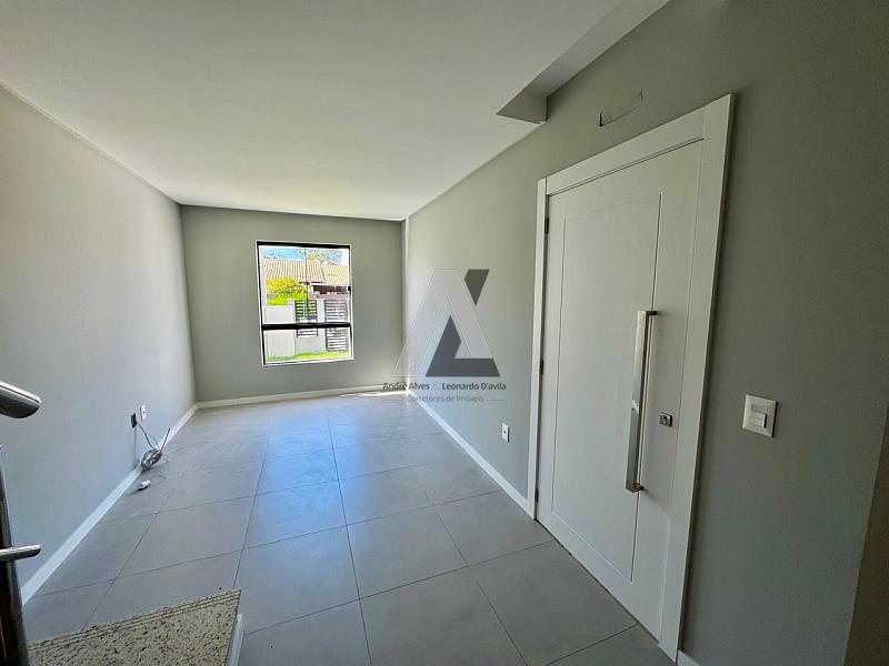 Lindo sobrado bairro Nova Esperança — foto 2