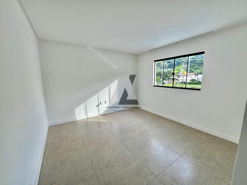 Lindo Sobrado no Rio Pequeno — foto 9