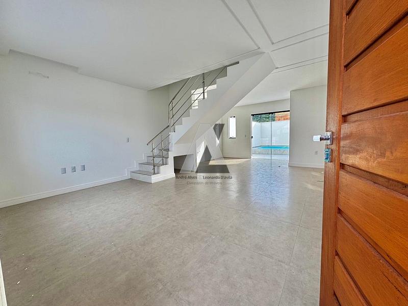 Lindo Sobrado no Rio Pequeno — foto 2