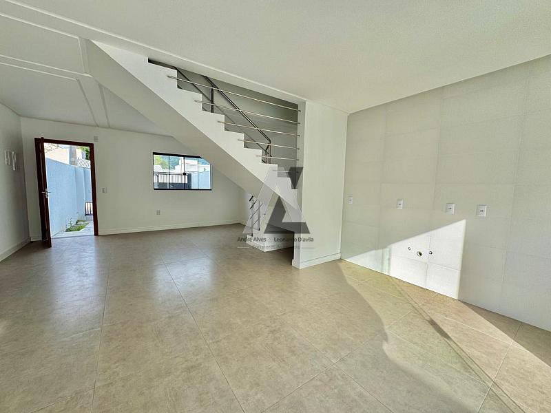 Lindo Sobrado no Rio Pequeno — foto 7