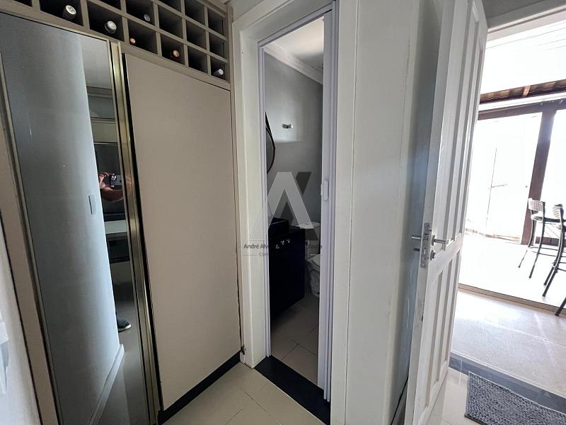 Sobrado no Bairro Santa Regina — foto 12