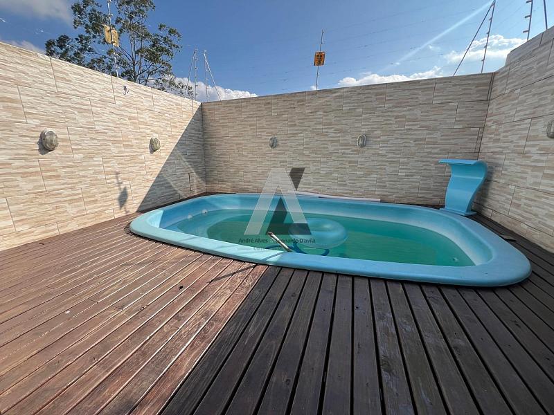 Sobrado no Bairro Santa Regina — foto 8