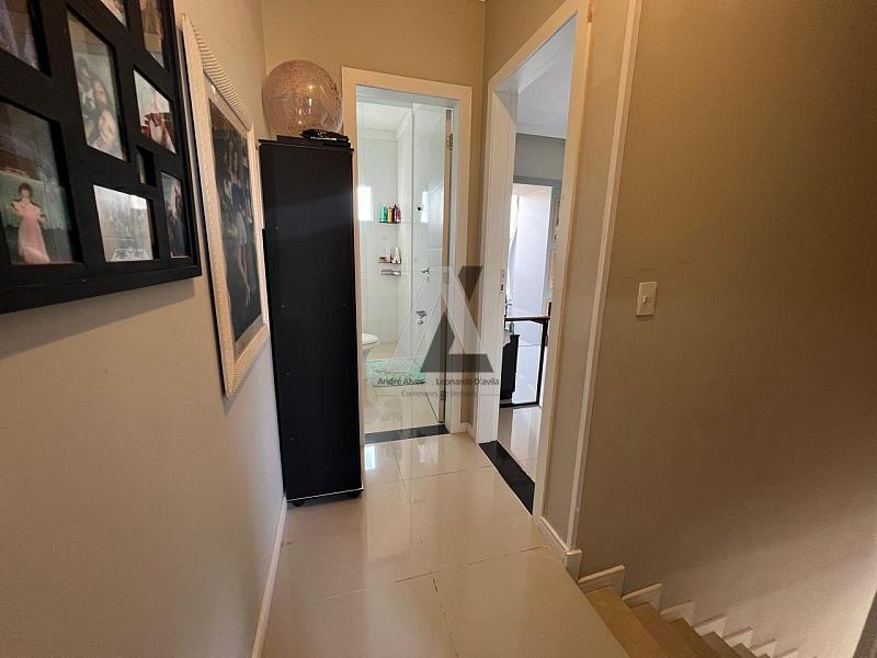 Sobrado no Bairro Santa Regina — foto 18