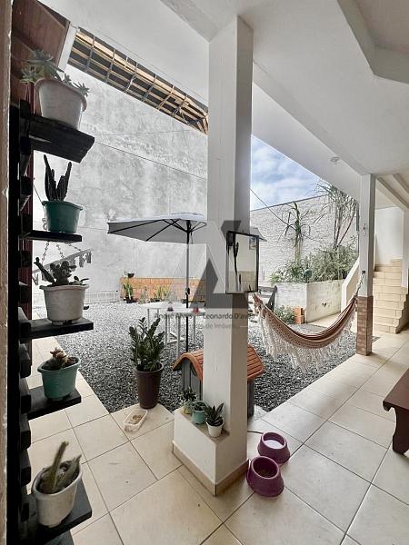 Casa no bairro São Francisco de Assis — foto 4