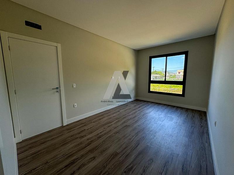 Linda Casa em Camboriú — foto 31