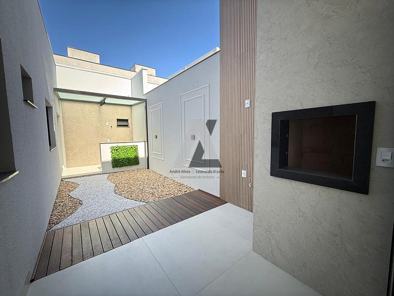 Casa de alto Padrão no bairro Maria Russi Camboriú — foto 4