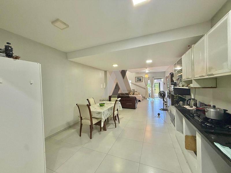 Lindo Sobrado em Camboriú — foto 8