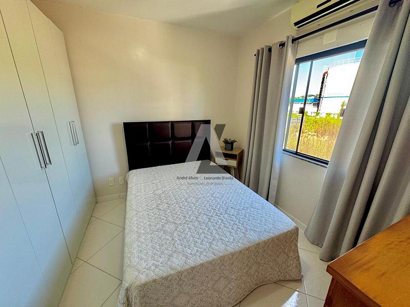 Linda casa no centro de Camboriú — foto 21