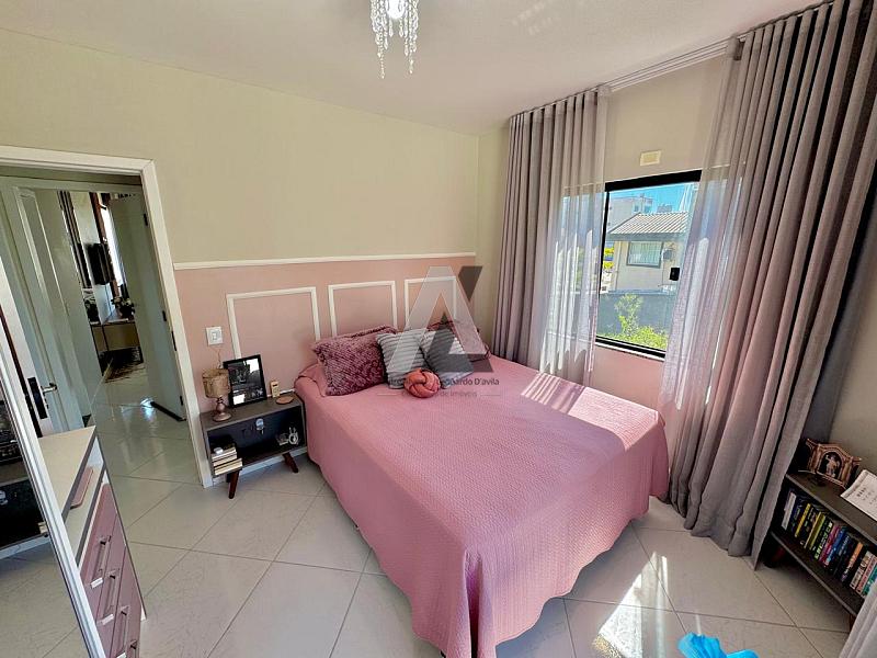 Linda casa no centro de Camboriú — foto 25