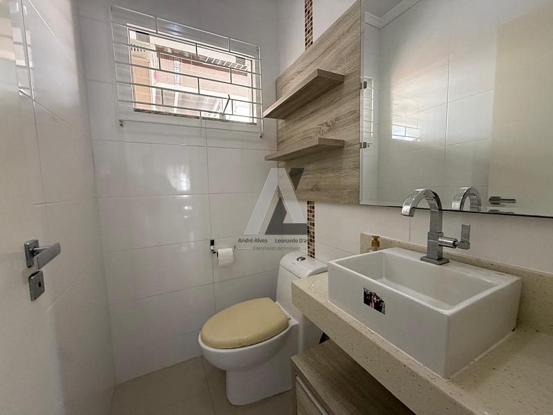 Sobrado bem localizado em camboriu — foto 4