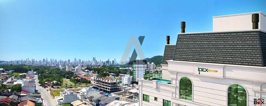 Localização privilegiada,á 2km da praia de Balneário Camboriú. — foto 4