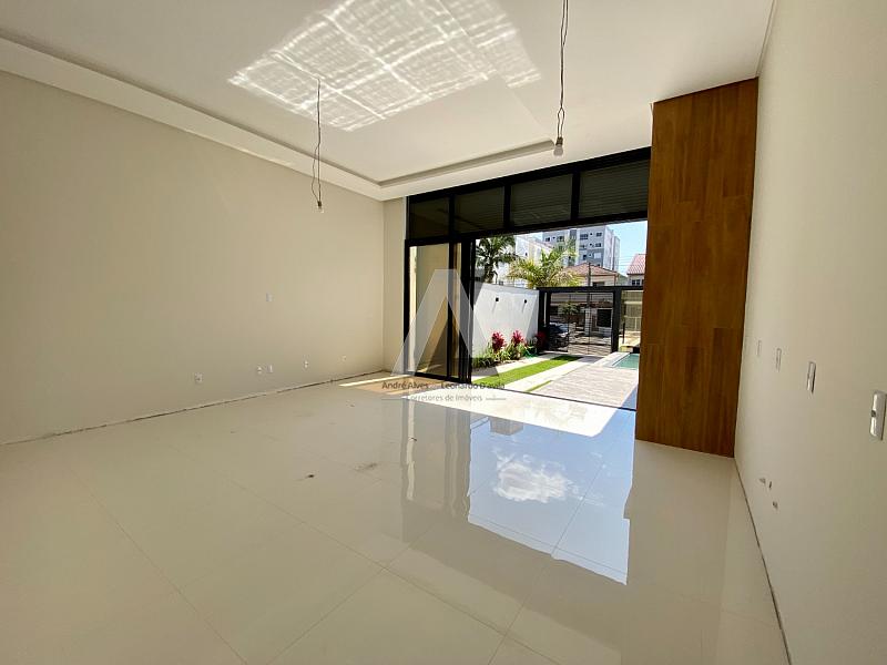 Linda Casa no Centro de Camboriú — foto 9