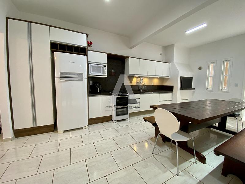 Ampla Casa com Ponto Comercial — foto 3