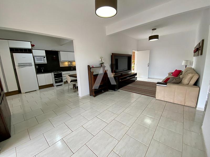 Ampla Casa com Ponto Comercial — foto 7