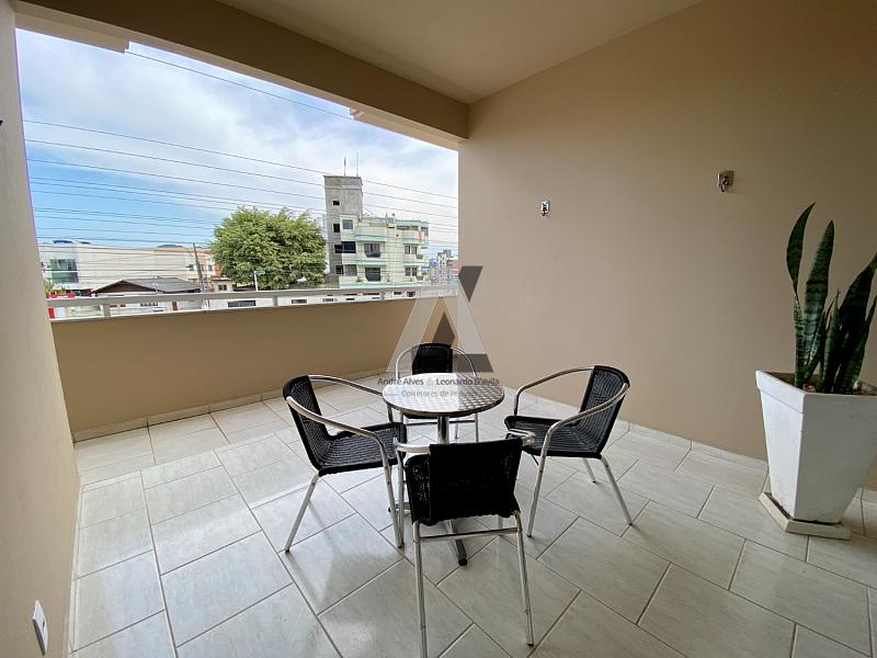 Ampla Casa com Ponto Comercial — foto 11