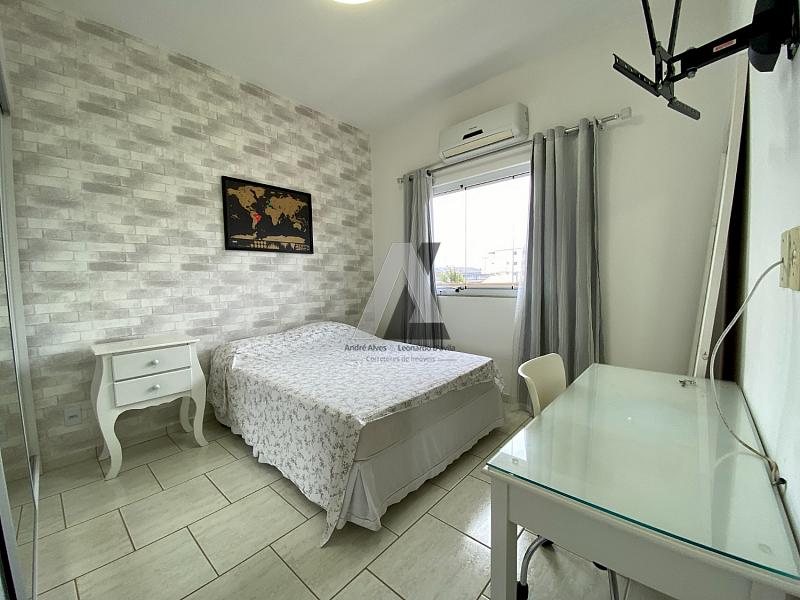 Ampla Casa com Ponto Comercial — foto 22