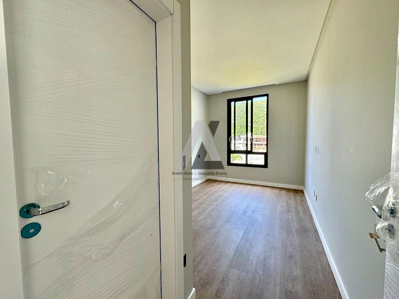 Amplo Sobrado Alto Padrão — foto 15