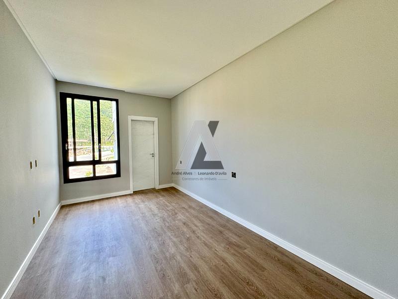 Amplo Sobrado Alto Padrão — foto 17