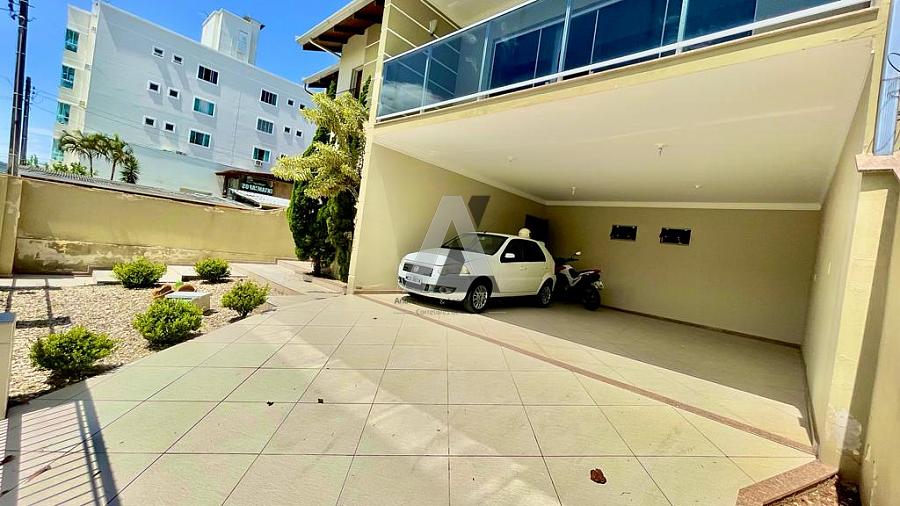 Linda Casa no Centro — foto 2