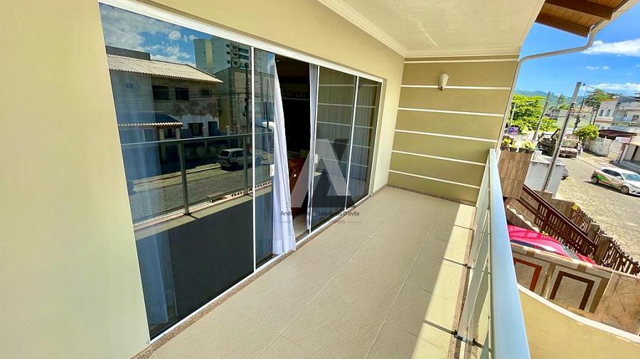 Linda Casa no Centro — foto 18