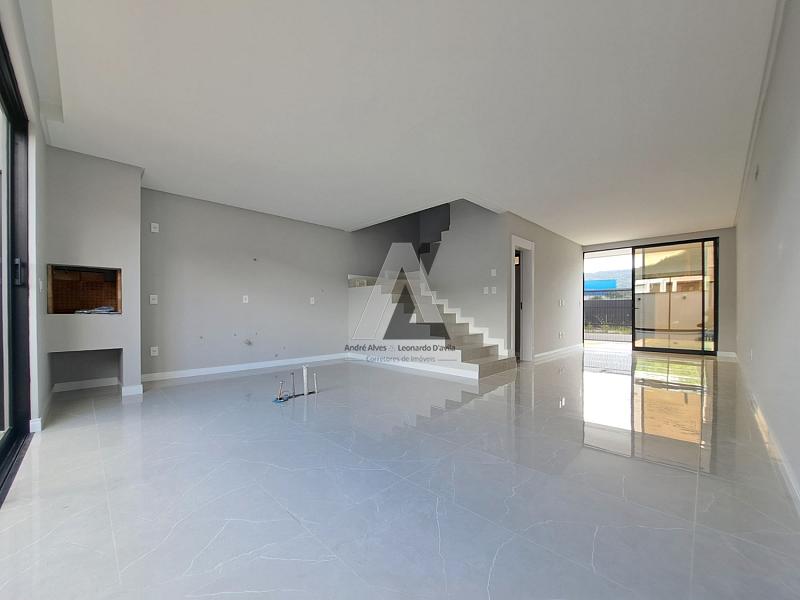 Amplo Sobrado em Camboriú — foto 9