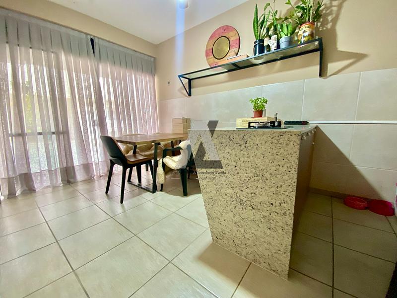 Lindo Sobrado em Condomínio Centro — foto 8