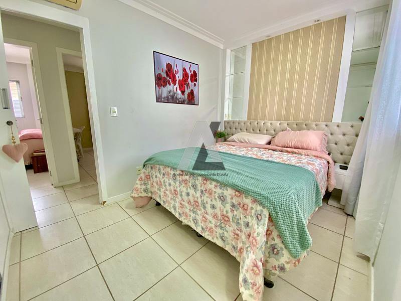 Amplo Sobrado em Condomínio — foto 17