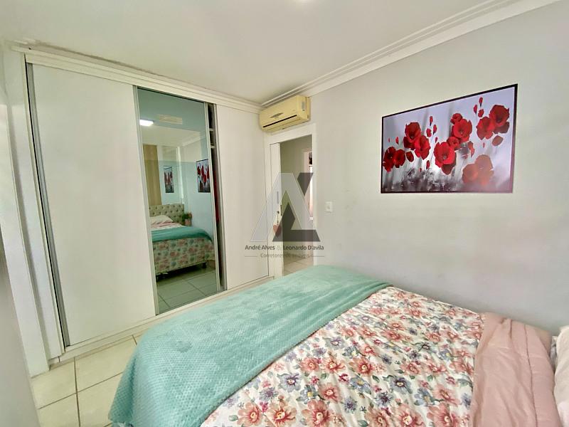 Amplo Sobrado em Condomínio — foto 18