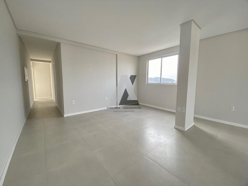 Ampla Cobertura em Camboriú — foto 11