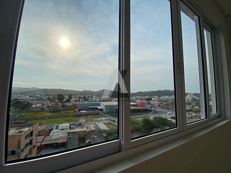 Ampla Cobertura em Camboriú — foto 16