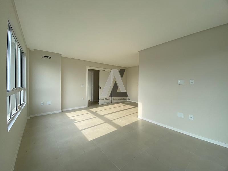 Ampla Cobertura em Camboriú — foto 21