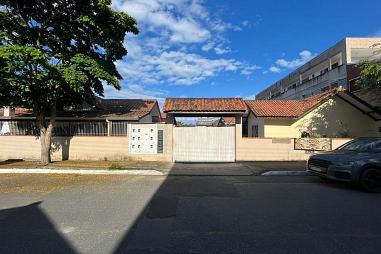 Casa em condomínio fechado com 2 dormitório no Nova Esperança - Baln. Camboriú