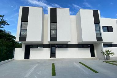 Sobrado mobiliado 2 suítes - Rio Pequeno - Camboriú