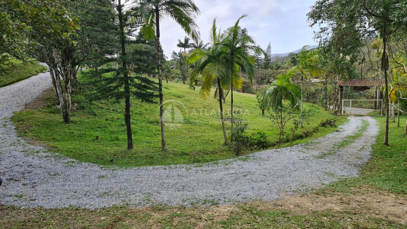 Casa com 3 dormitórios Varzea do Ranchinho Camboriu