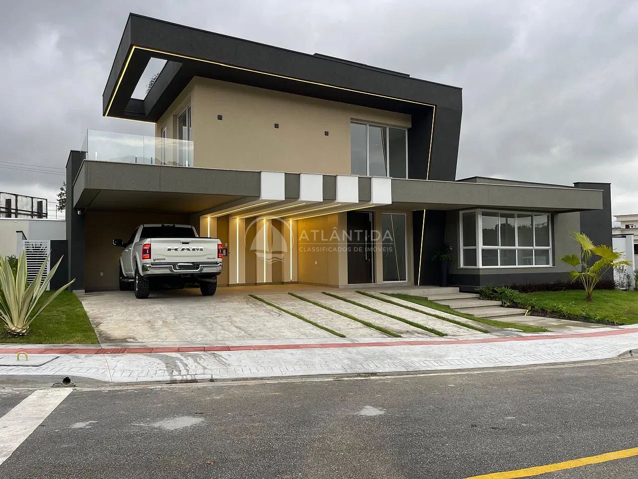 Casa 4 suítes - Condomínio Parque do Lago - Camboriú