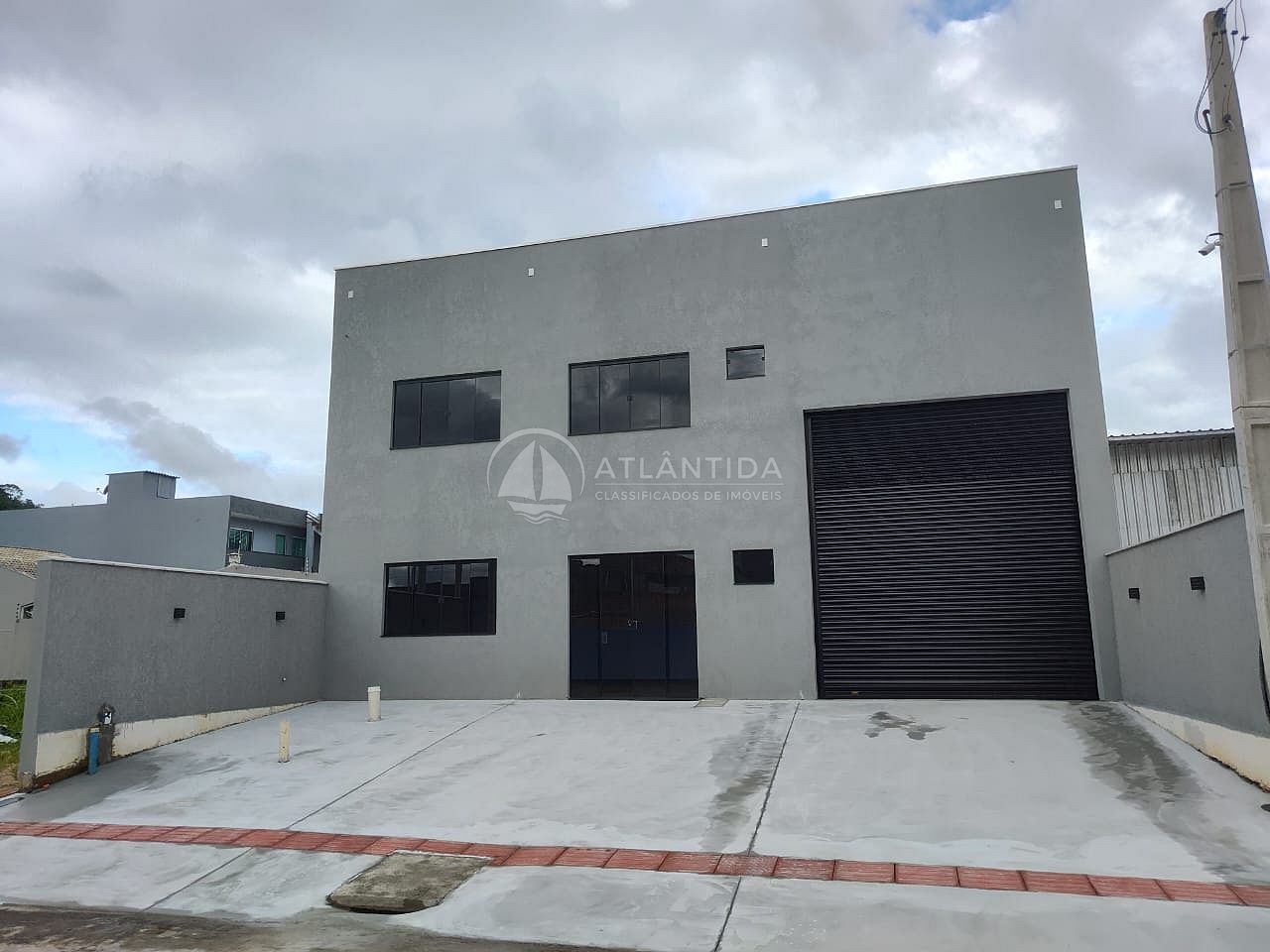 Galpão com 278m² - Rio Pequeno - Camboriú