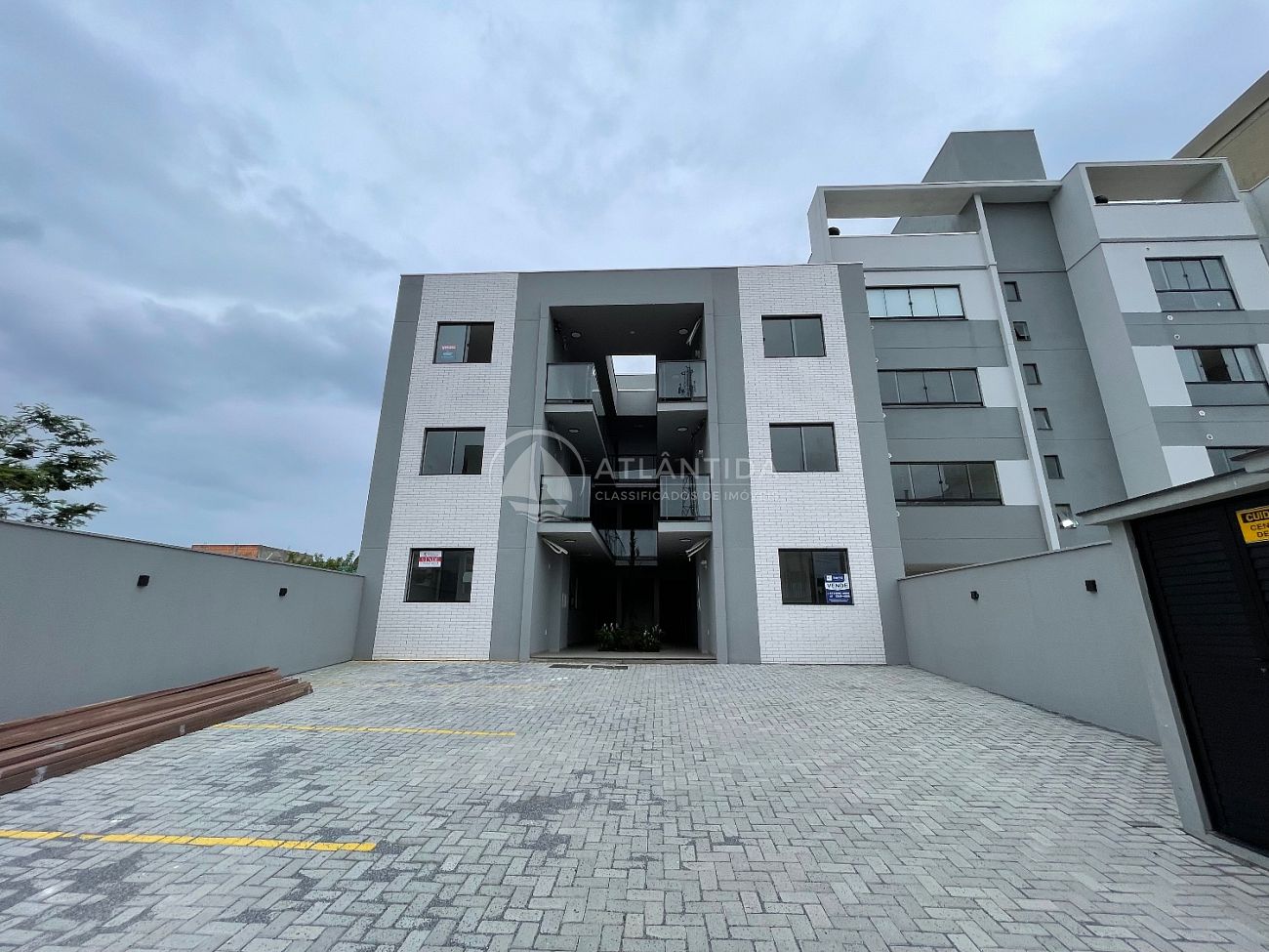 Apartamento 2 dormitórios - Rio Pequeno - Camboriú!