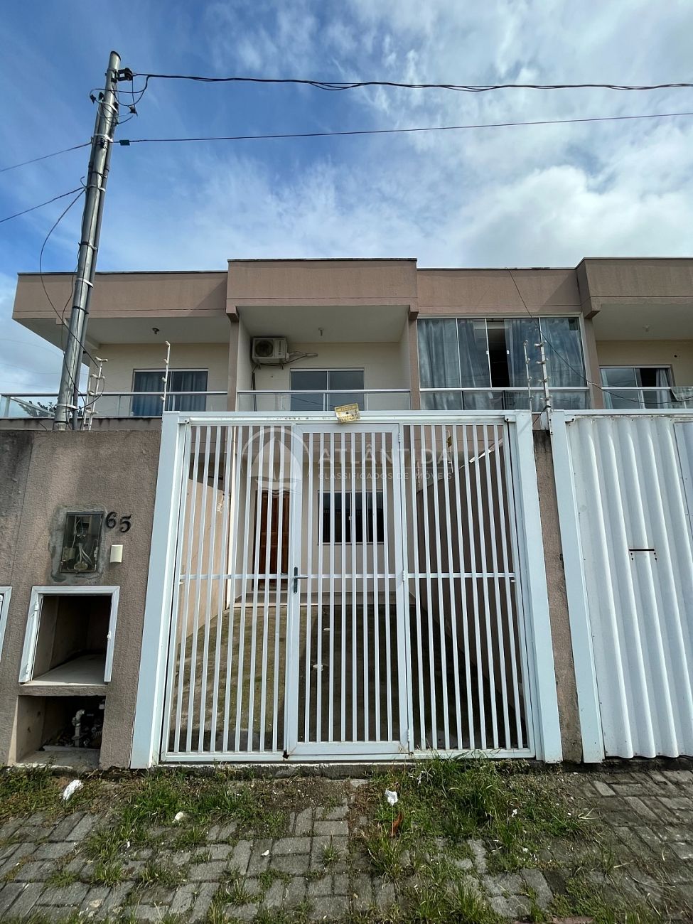 Sobrado 2 dormitórios - Areias - Camboriú