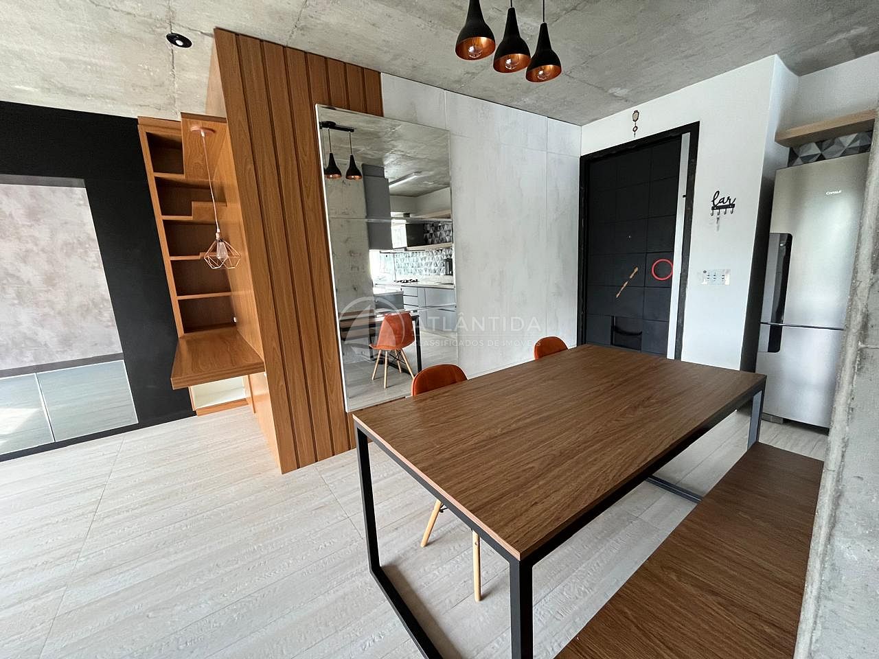 Apartamento 1 suíte + 1 dorm. na Praia Brava