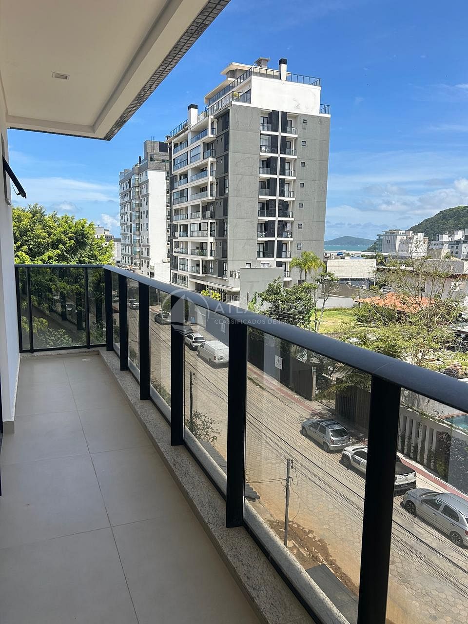 Apartamento Novo 1 suíte + 2 dorm. Praia Brava