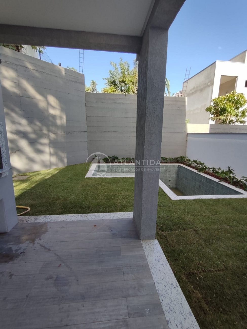 Sobrado Novo com 2 suítes + 2 demi suítes