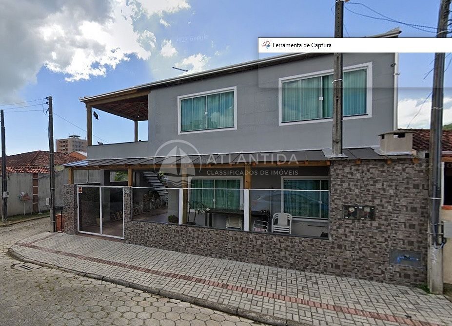 Sobrado Bairro São Francisco Camboriú