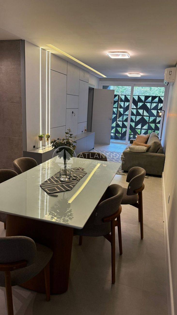 Apartamento 1 suíte + 2 dorm. na Praia dos Amores